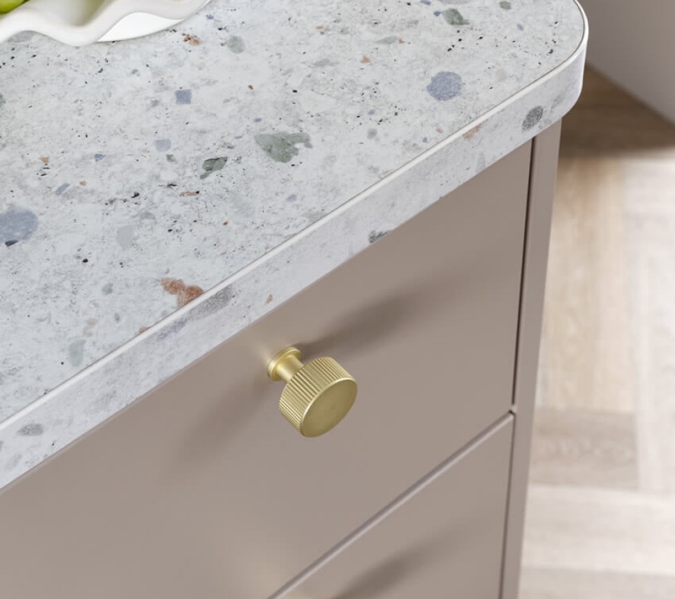 2026 Swift Burgundy Drawers