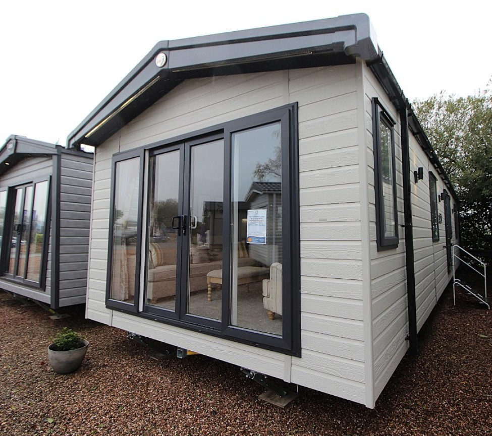Swift Clermont Lodge 41 x 13 2 Beds Exterior Front
