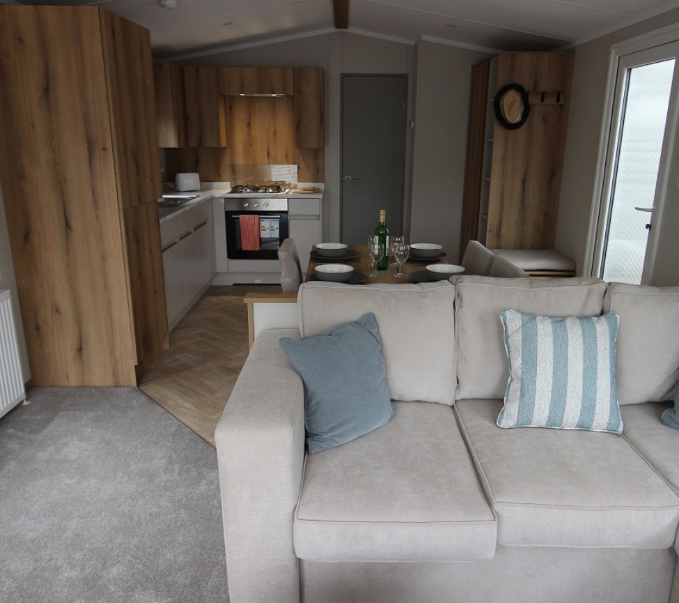 Victory Ashberry 2027 Lounge/Kitchen