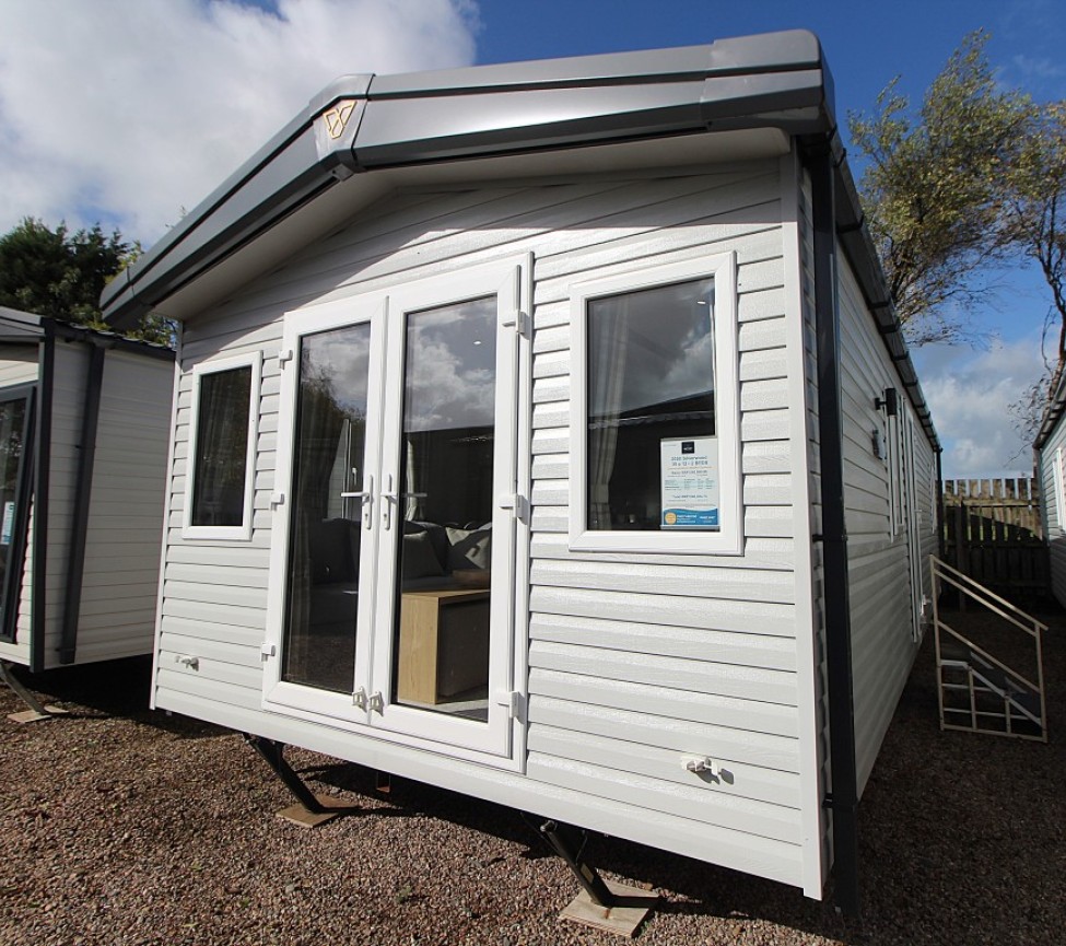 Victory Silverwood 2026 35x12 2 Beds Exterior Front