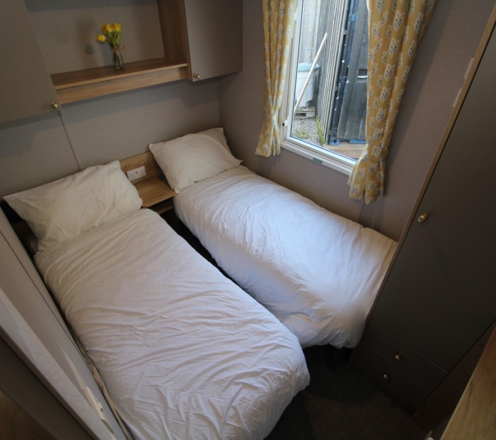 Swift Provence Outlook 2027 38 x 12 2 Beds twin beds