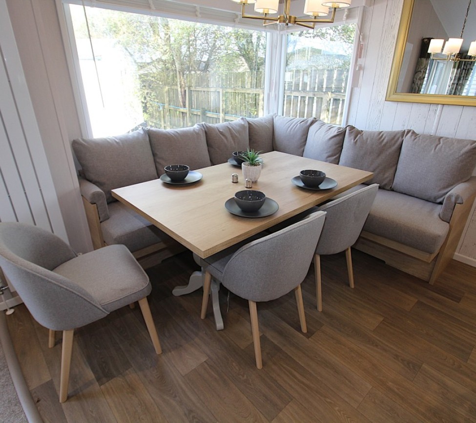 Swift Toronto Lodge 2027 43 x 20 2 Beds Spacious Corner Dining Area