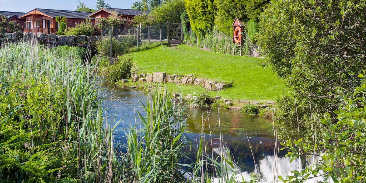 Buyers guide for buying a holiday home on a park in Devon, cornwall, Somerset, Dorset and Hmpshire