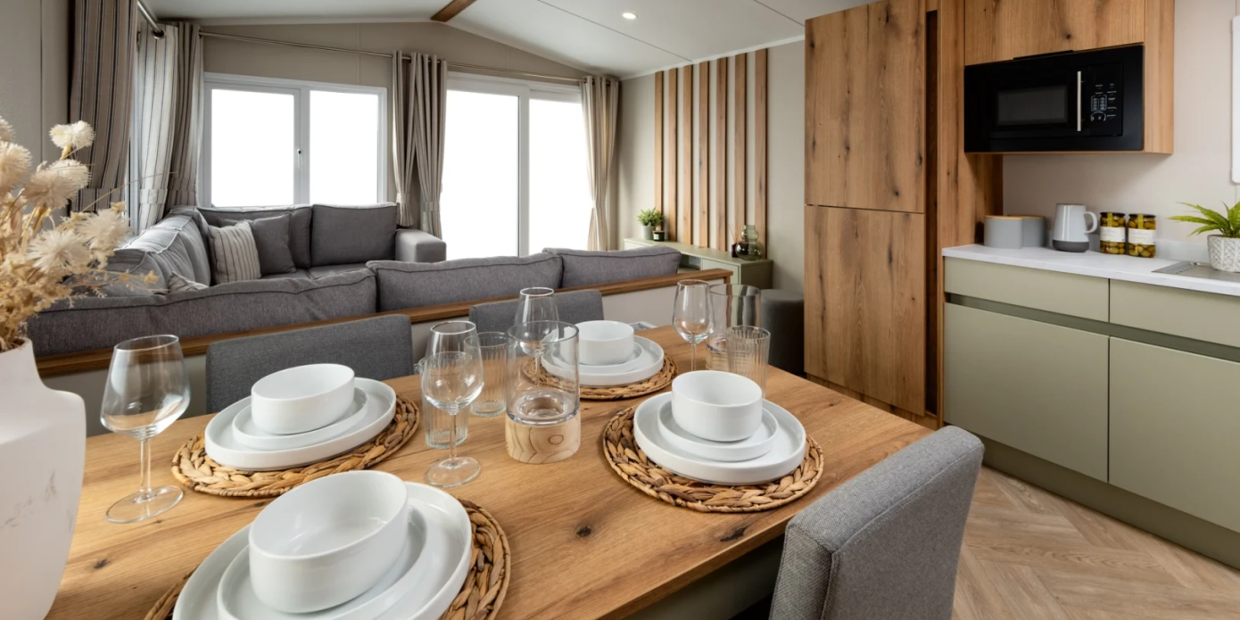 2026 Victory Ashberry Dining Area