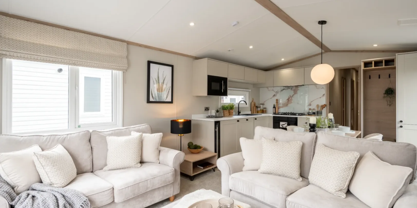 2026 Victory Harraway Lounge