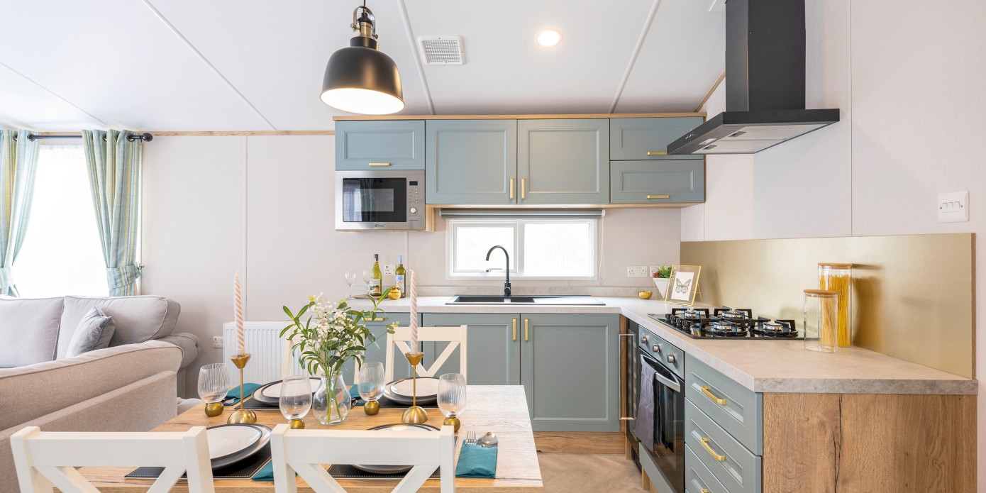kitchen and dining area of the atlas heritage ES