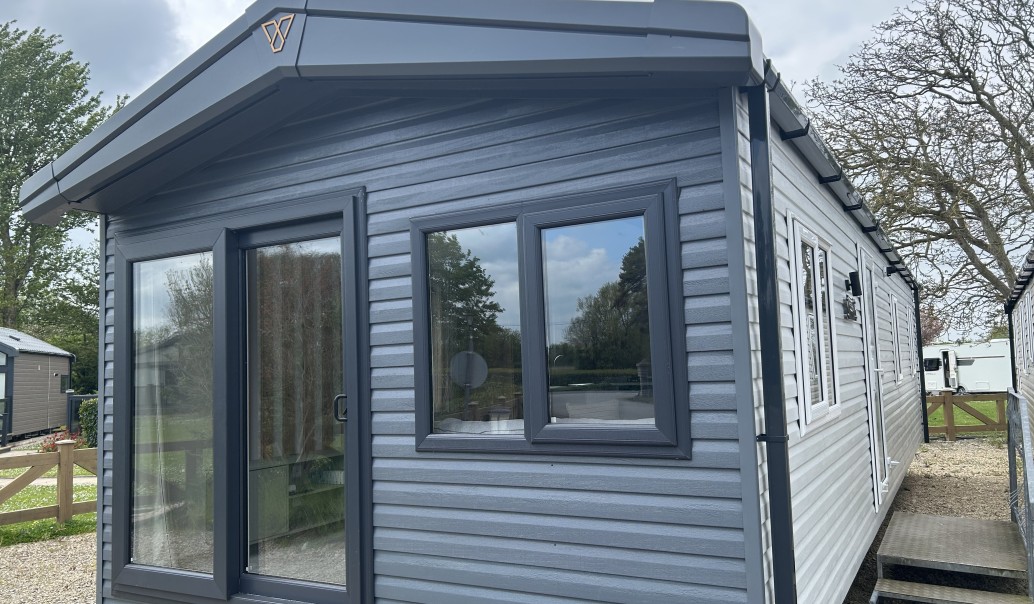 Victory Ashberry at Home farm