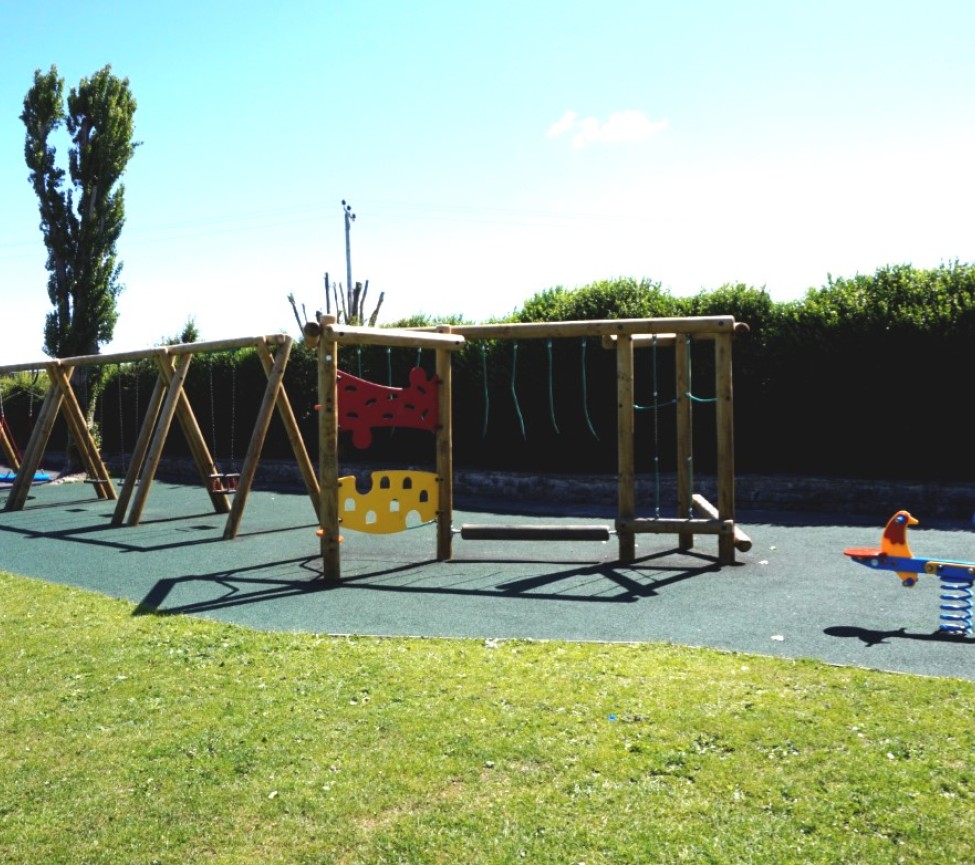 Sun Valley Caravan Park kids adventure playground