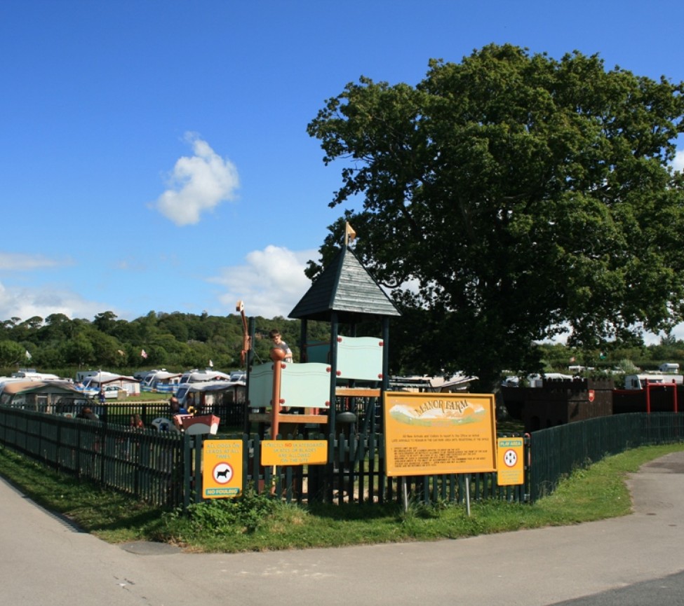 view of the enterance to Manor Farm Holiday Centre