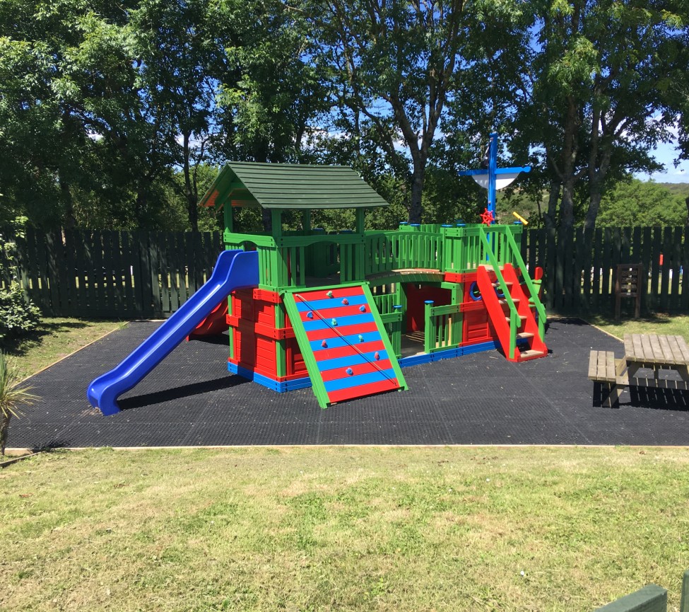 kids play area at Chy Carne Holiday Park