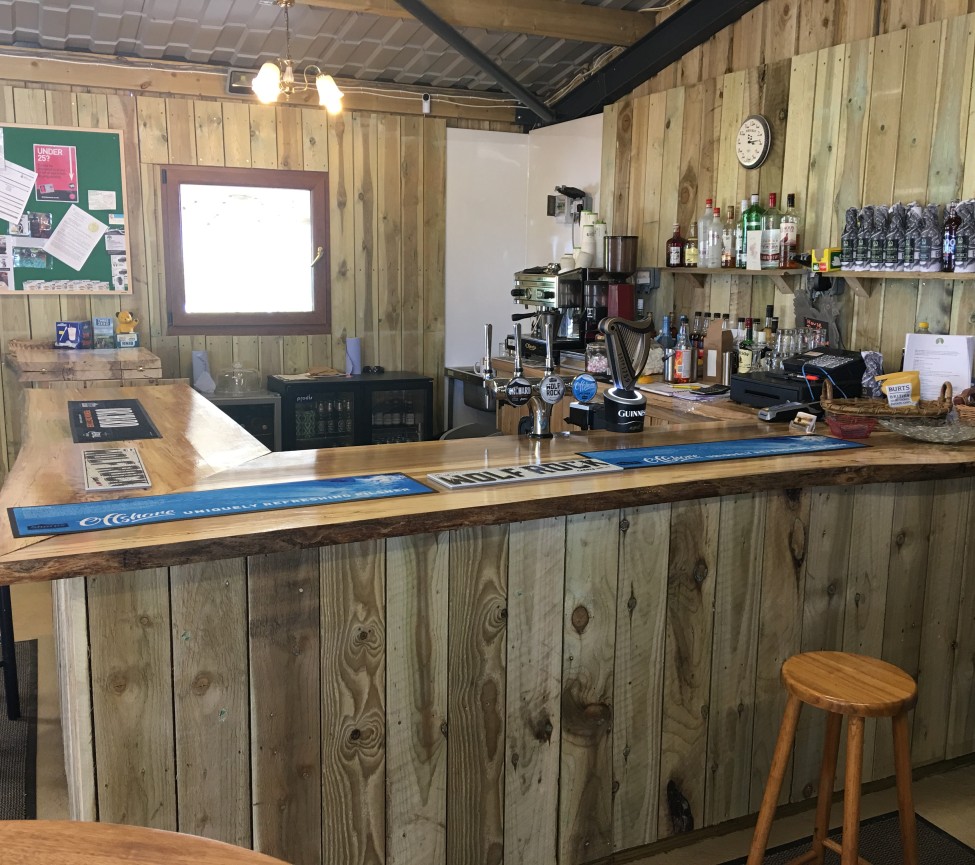 Chelsfield Farm Holiday Park bar
