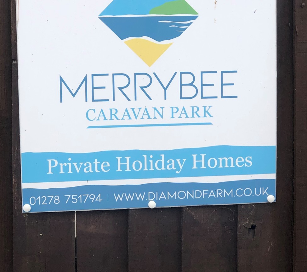Merrybee Holiday Park enterance to the park