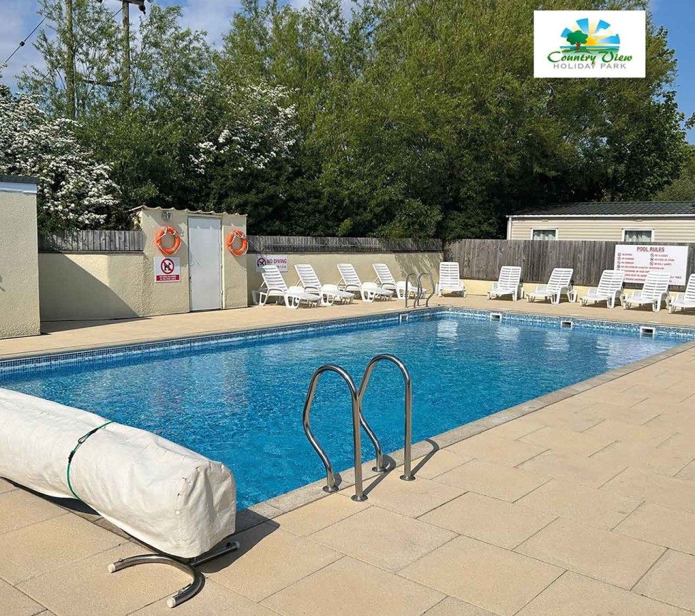 Country View Caravan Park Swimming Pool