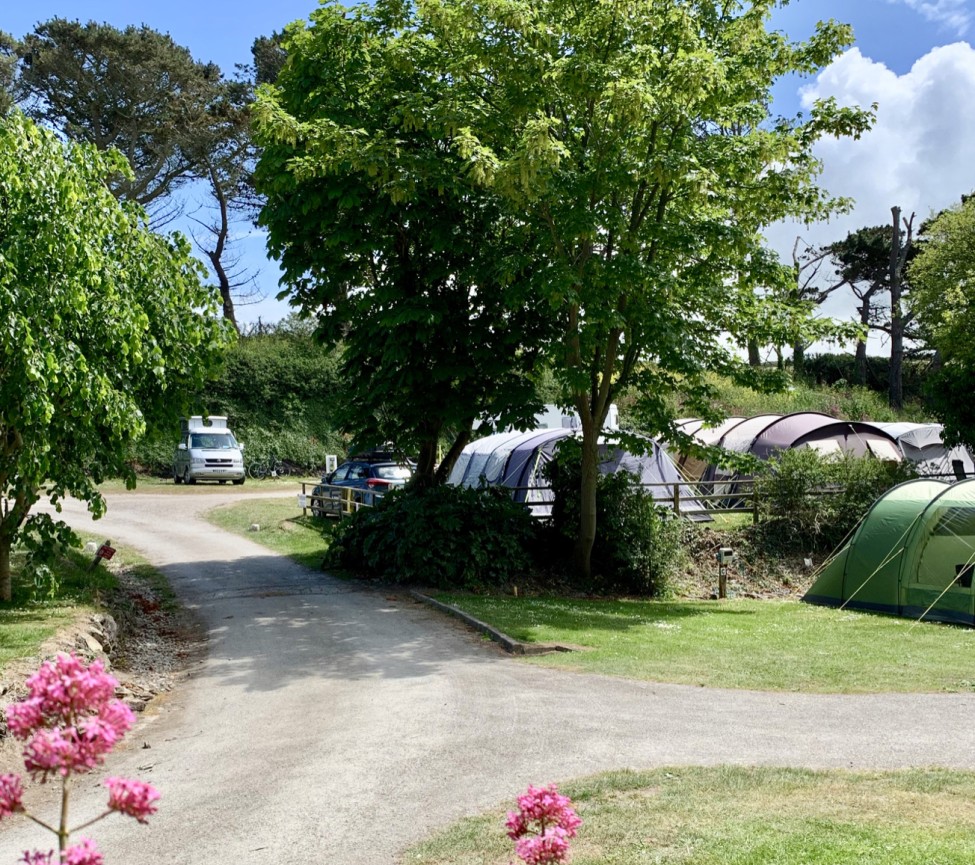 Lundynant Holiday Park with static caravans for sale on site