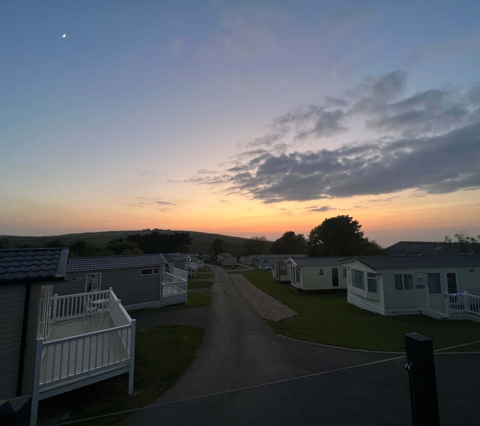 Lynmouth Holiday Retreat Sunset down the hill