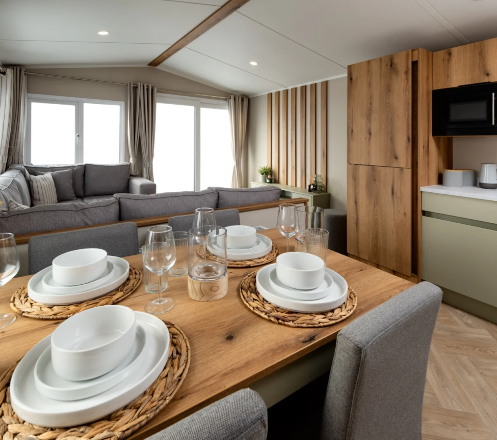 2026 Victory Ashberry Dining Area