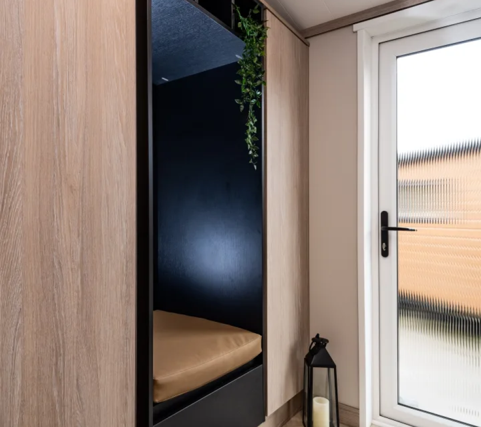 2026 Victory Faraday Lodge Hallway