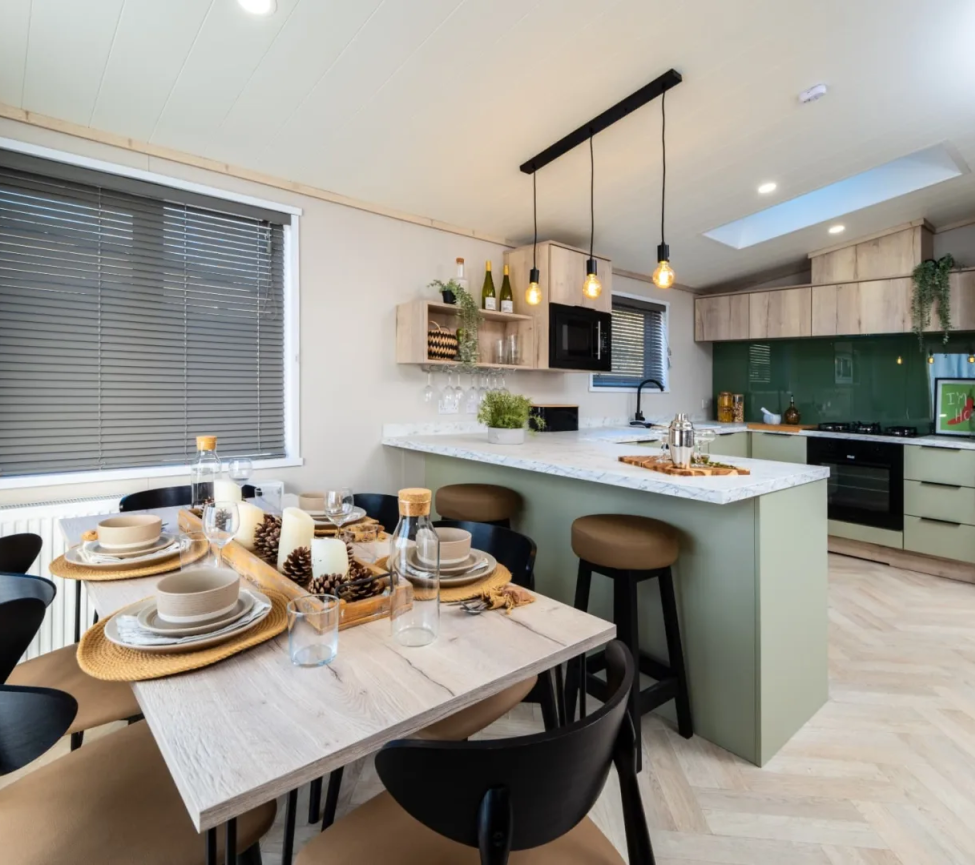 2026 Victory Highcroft Lodge Dining and Kitchen