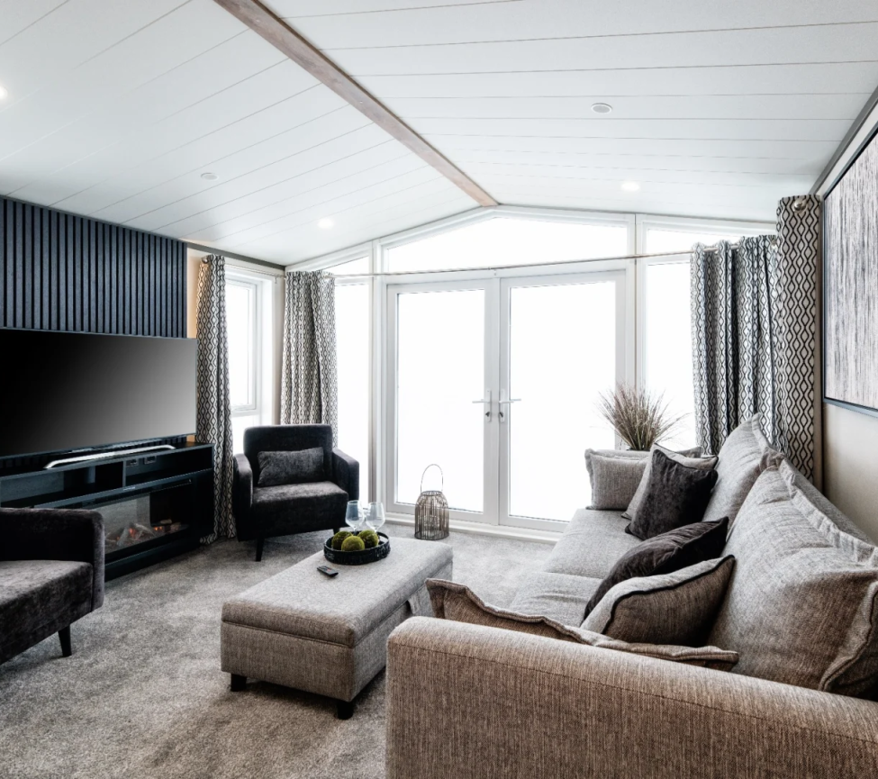 2026 Victory Lakewood Lounge