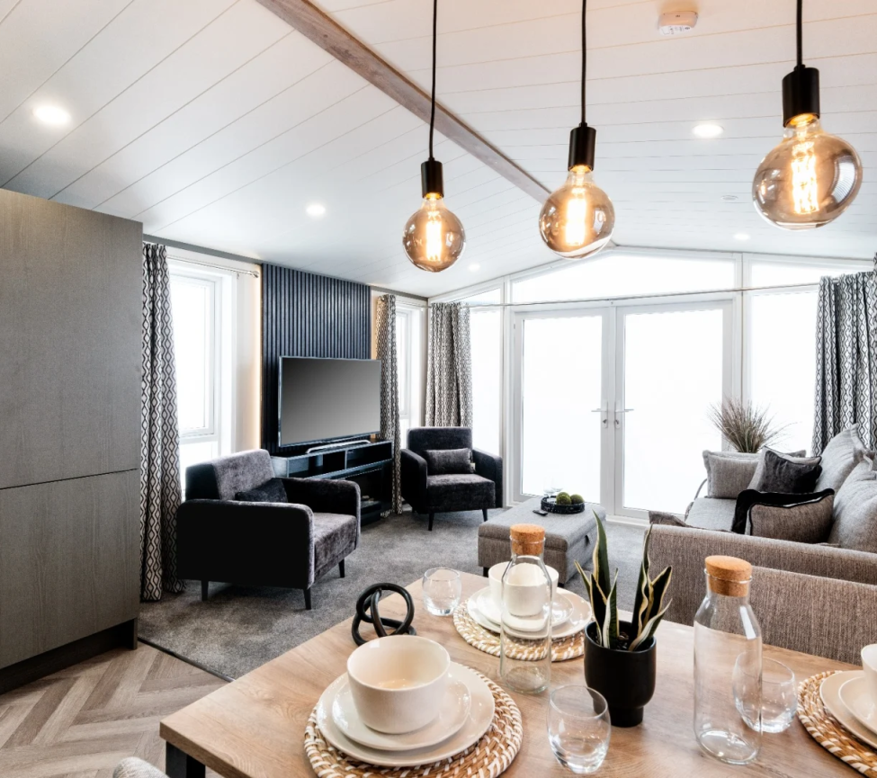 2026 Victory Lakewood Lounge and Dining