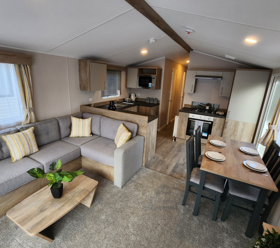 Atlas Mirage 2024 Living area 