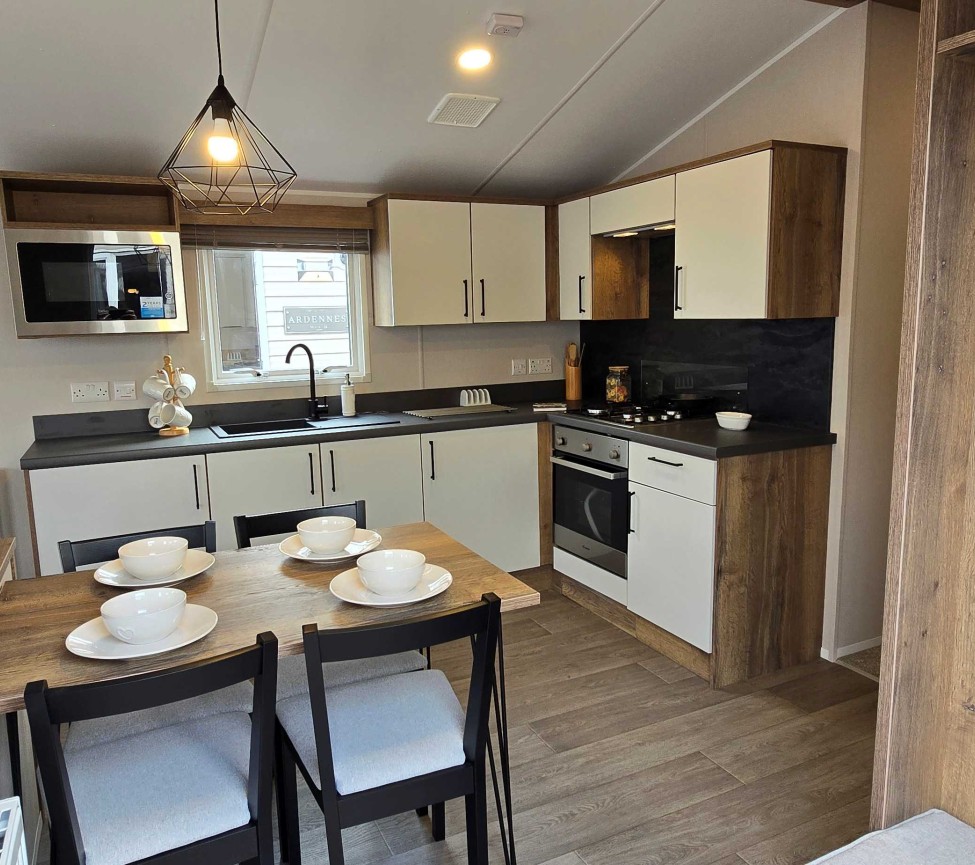 Interior Kitchen and Dining view of the 2023 Atlas Sahara