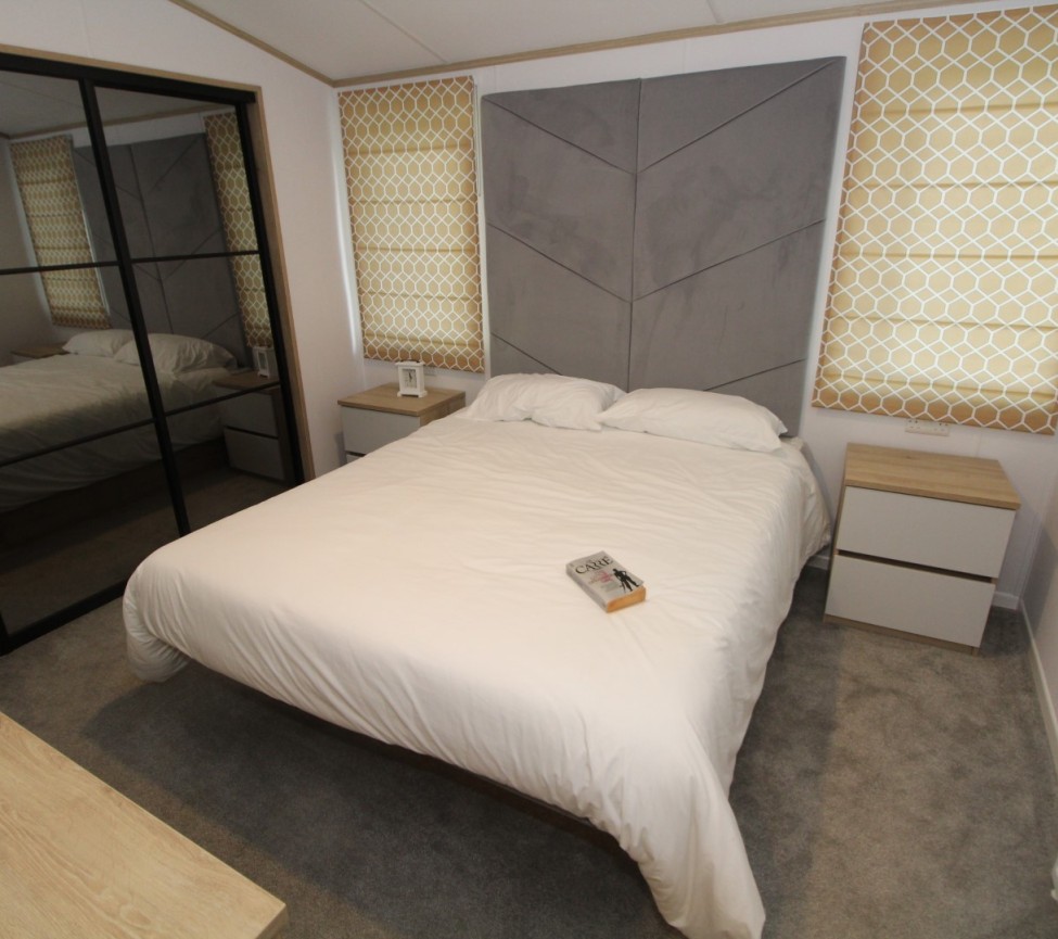 Interior Master Bedroom view of the 2023 Atlas Oakwood Lodge 40 x 20 x 2 Bedroom