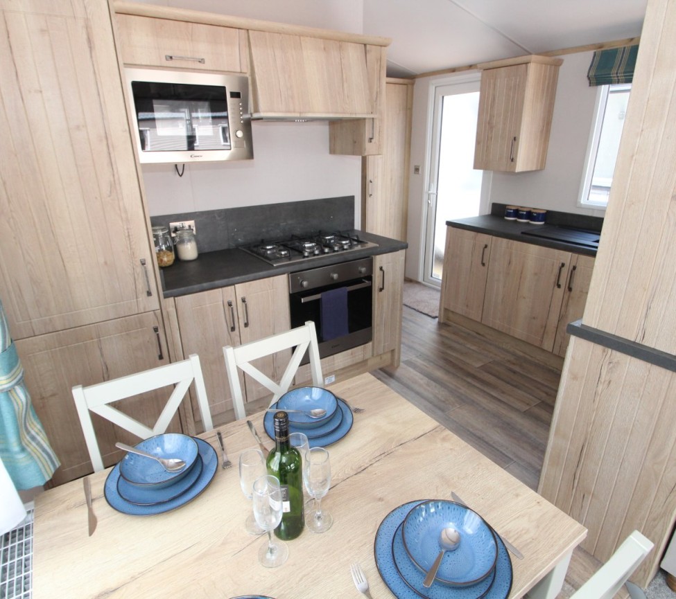 Atlas Debonair 2024 dinning area