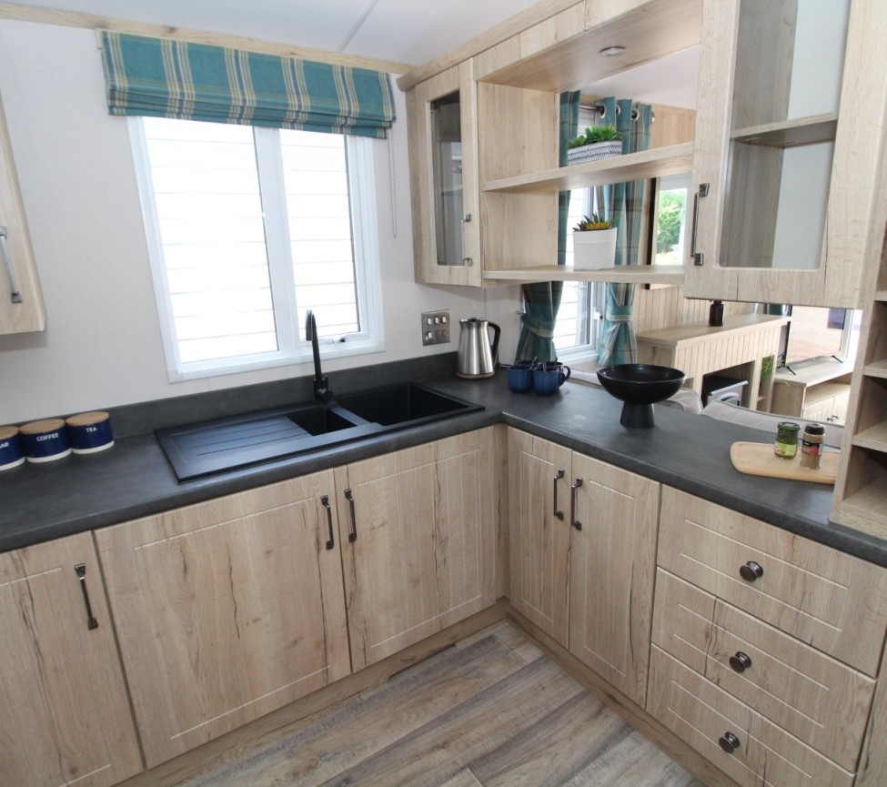 Atlas Debonair 2024 kitchen