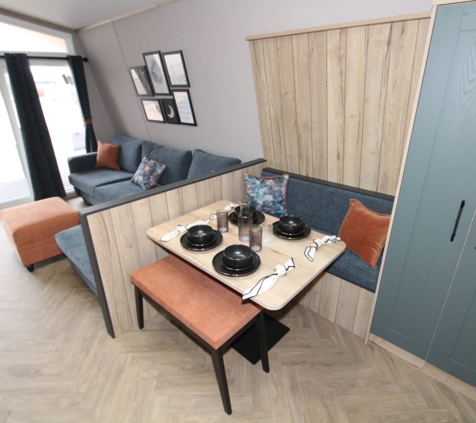 Abi Getaway Cabin 2026 Dining area