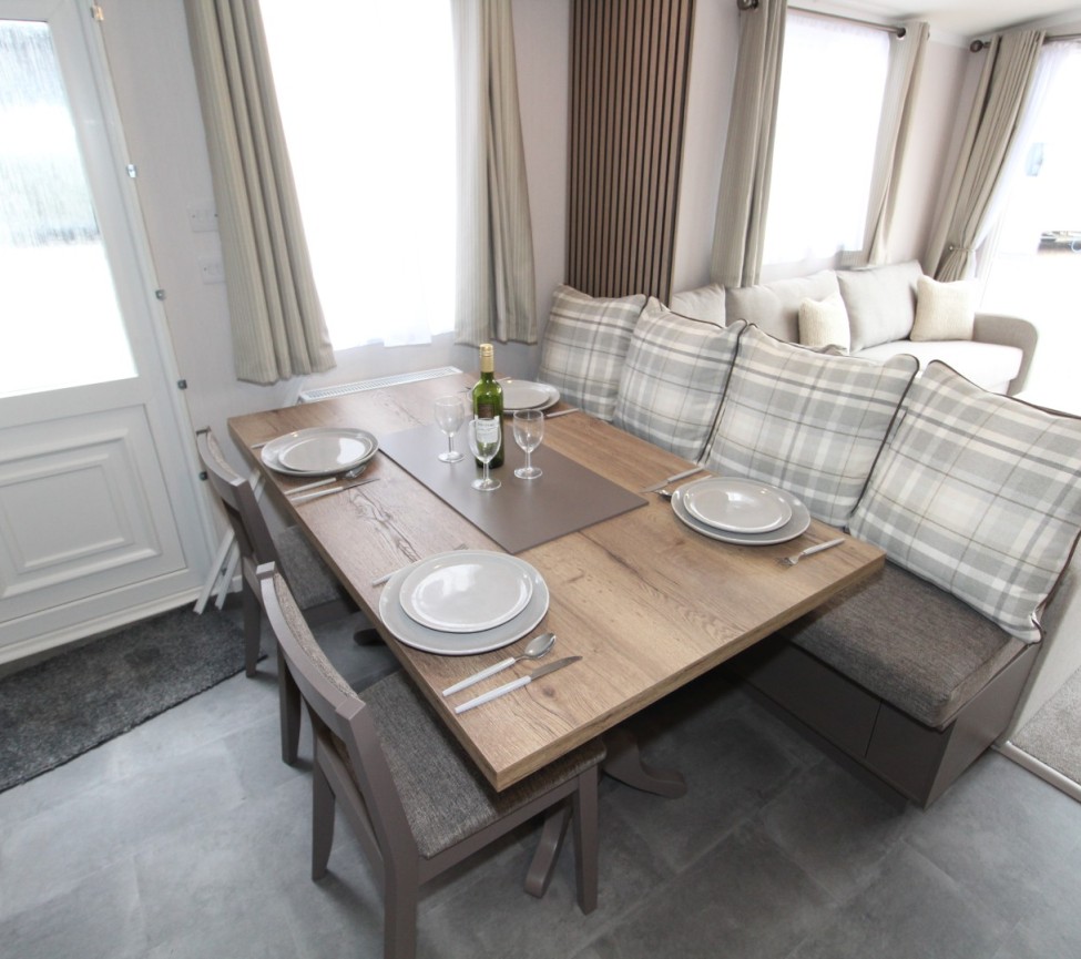 Swift Morlaix 2026 Dinning