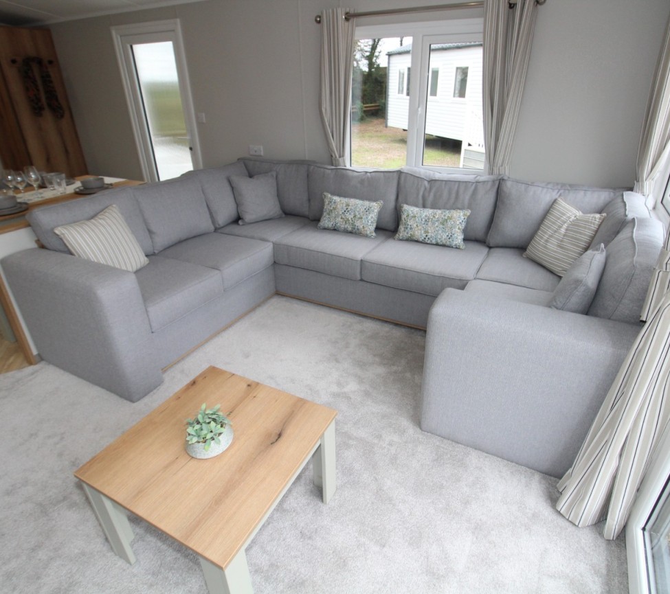 Victory Ashberry 2026 Lounge Third View