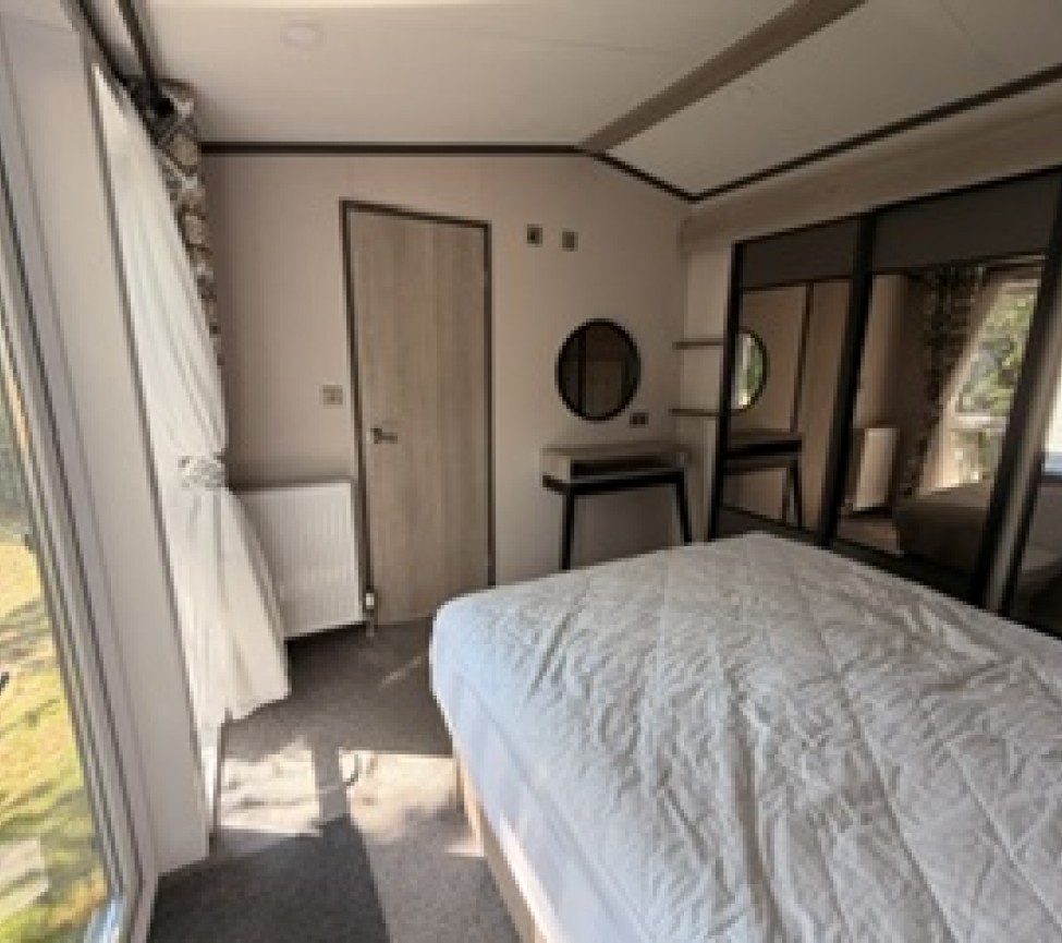 Victory Lakewood master bedroom