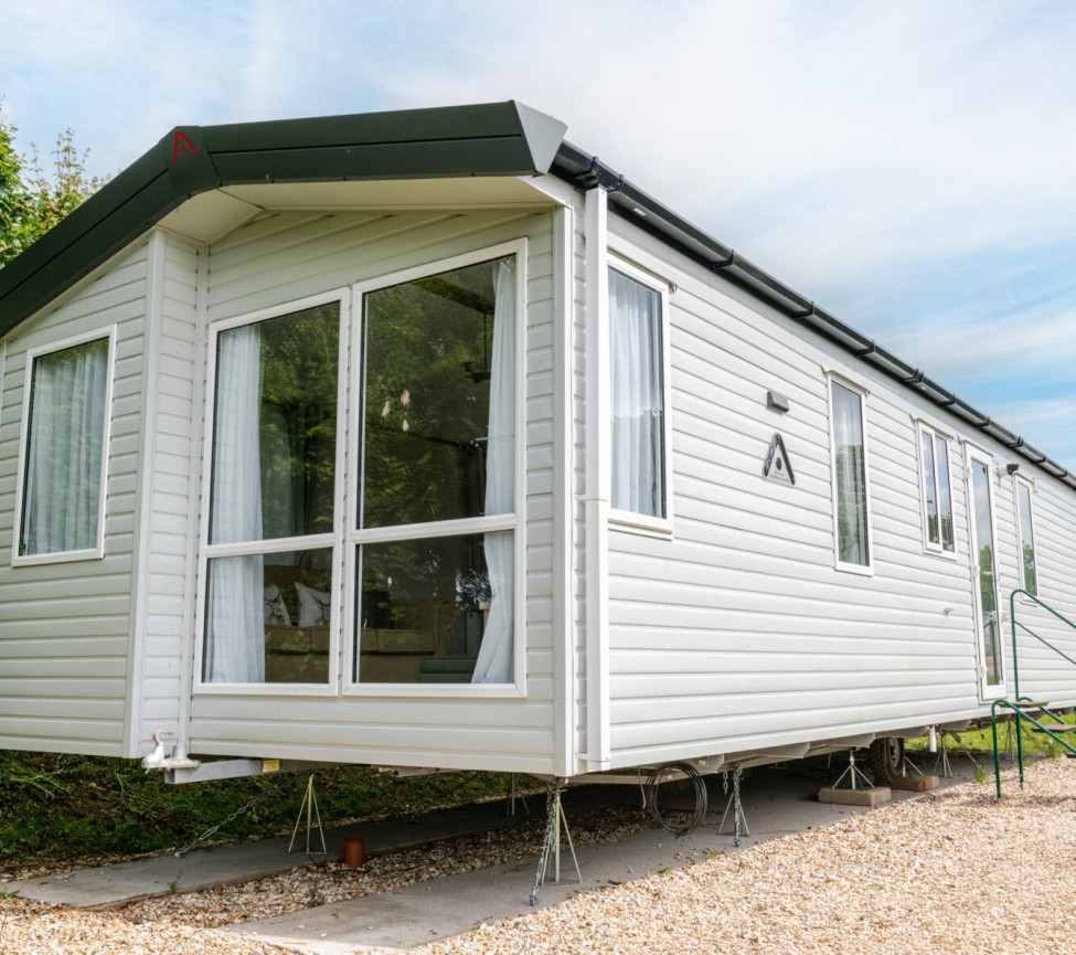 Golden Cap Debonair 38x12 Exterior