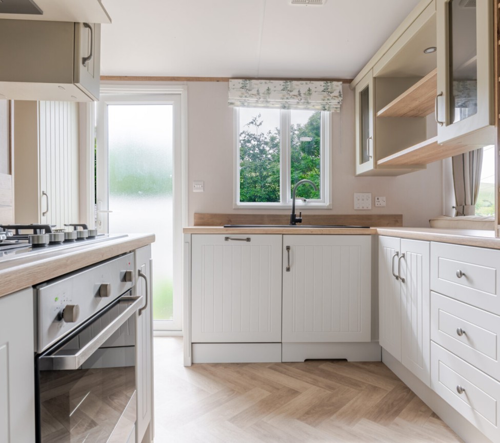 Golden Cap Debonair 38x12 Kitchen