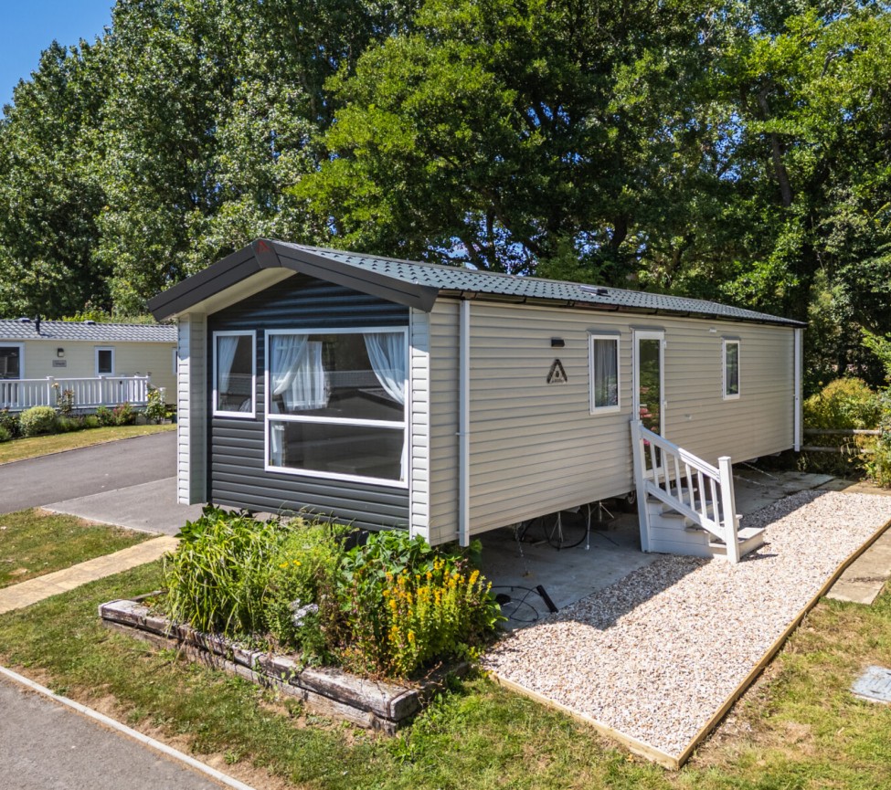 Golden Cap Mirage 35x12 Exterior