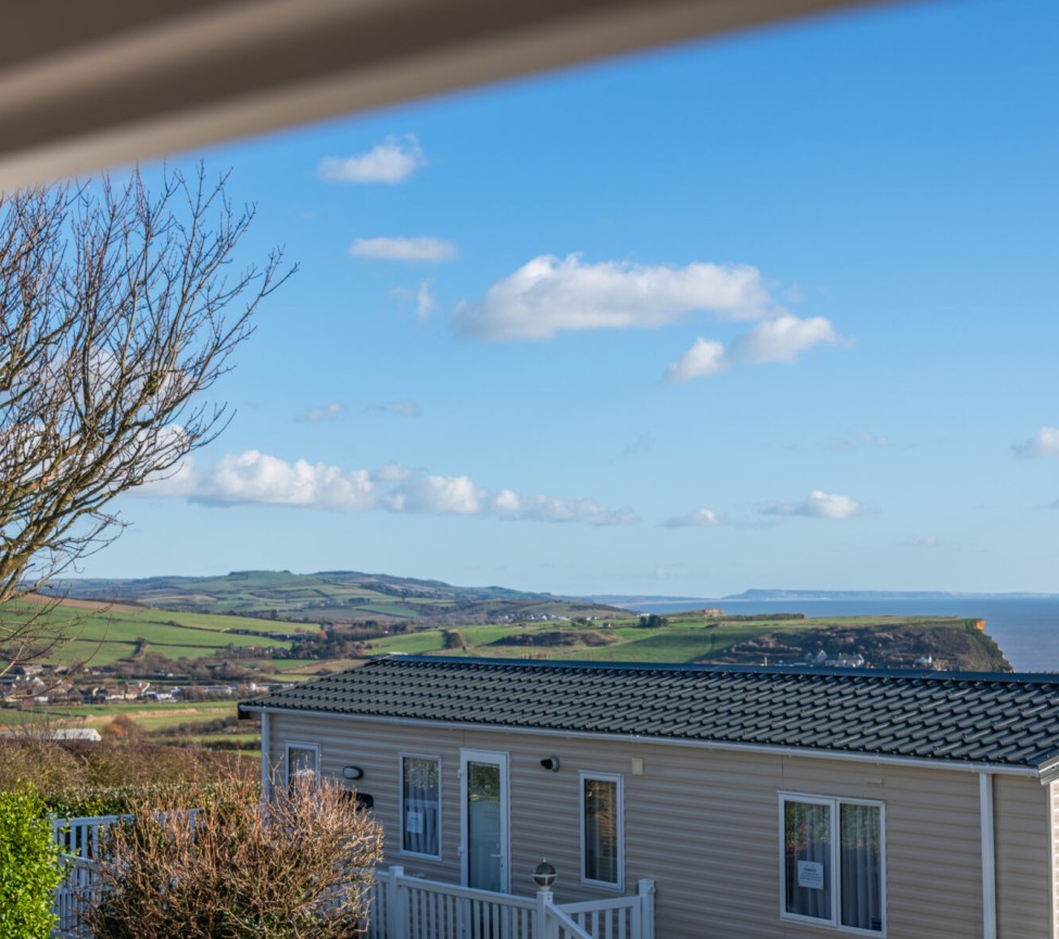 Highlands End ABI Coworth 28x12 View