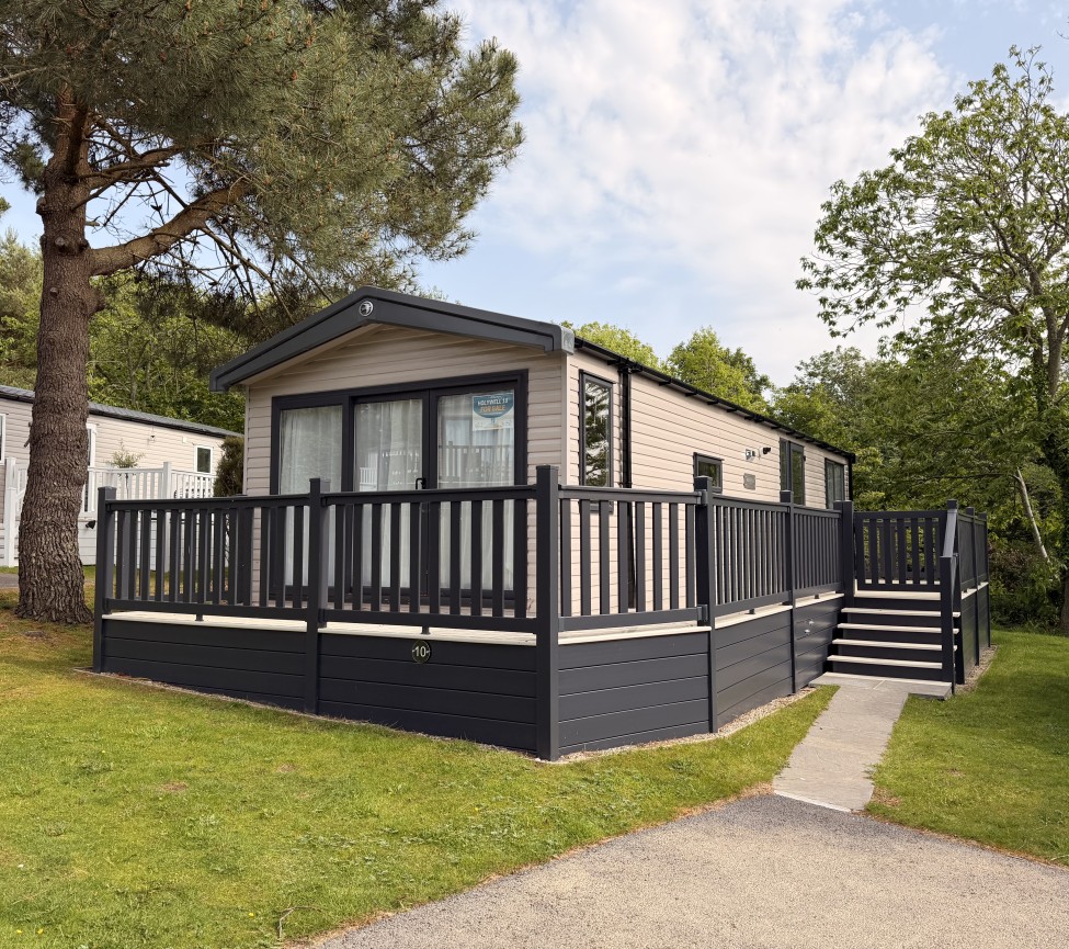 Exterior View Holywell 10 Swift Moselle