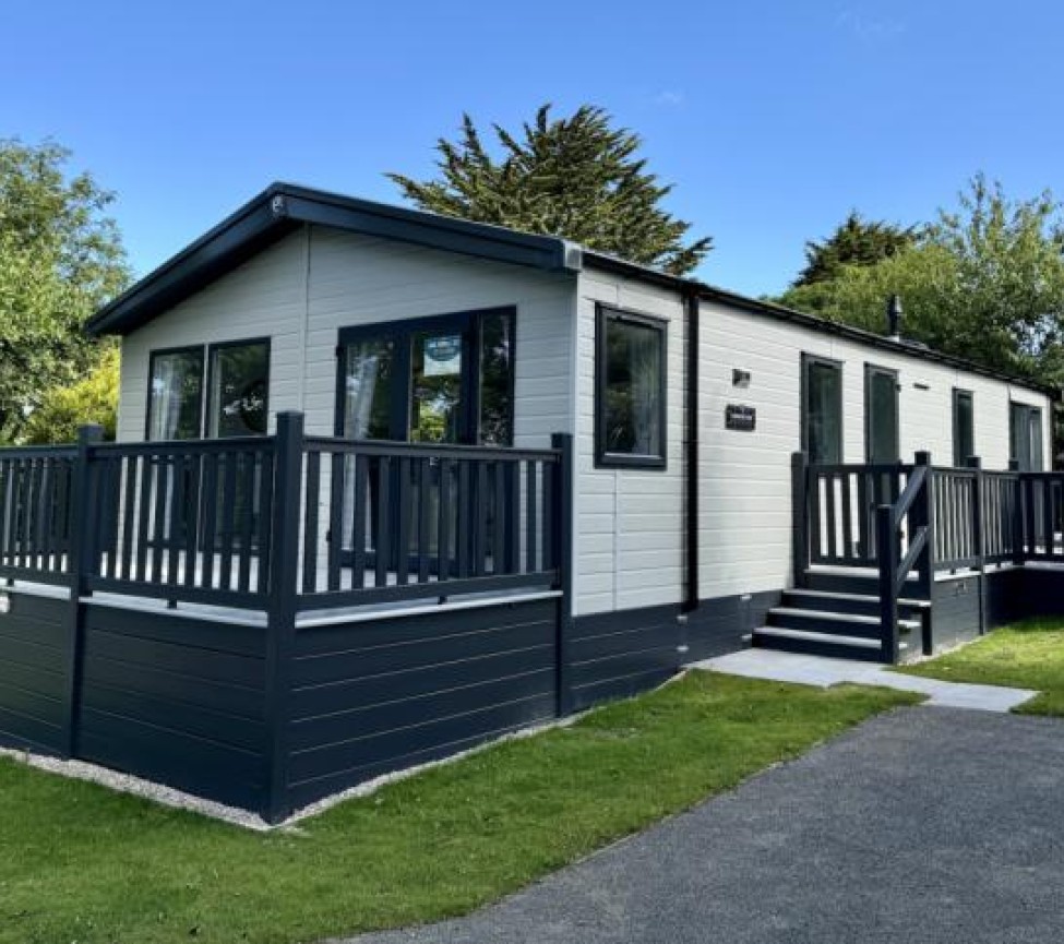 Exterior view of Holywell 23 Swift Edmonton Lodge