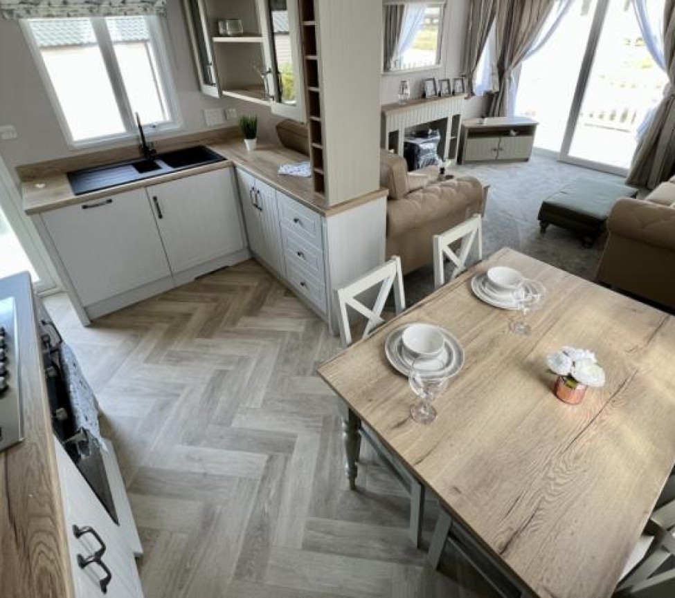 kitchen area 2022 Atlas Debonair