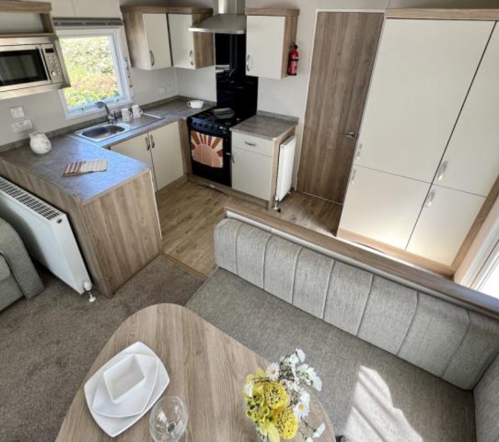 ABI Keswick Kitchen Dining Area