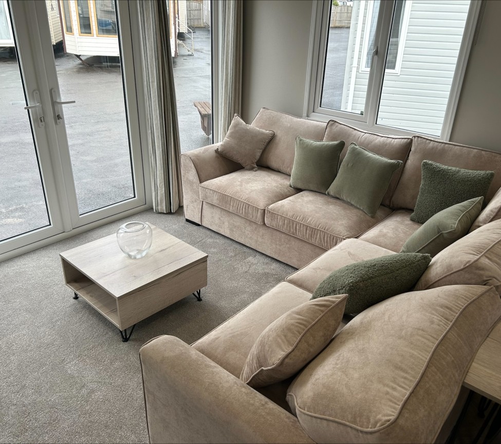 Victory Ripley lounge