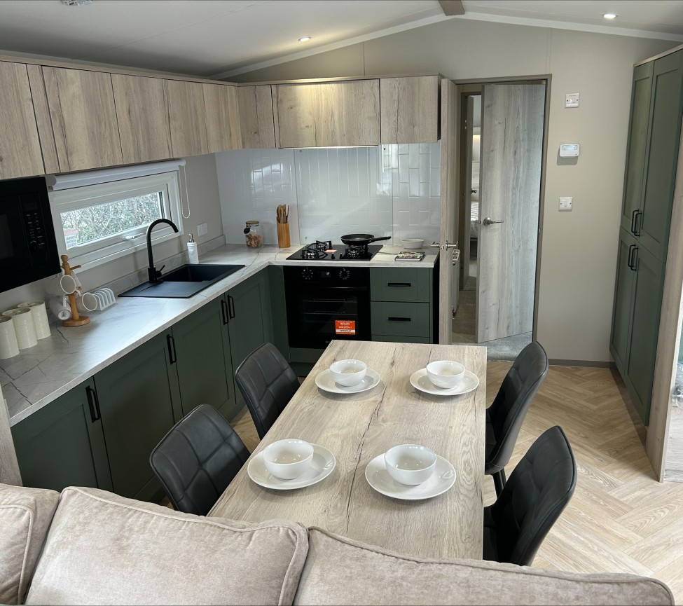 Victory Ripley kitchen dining area