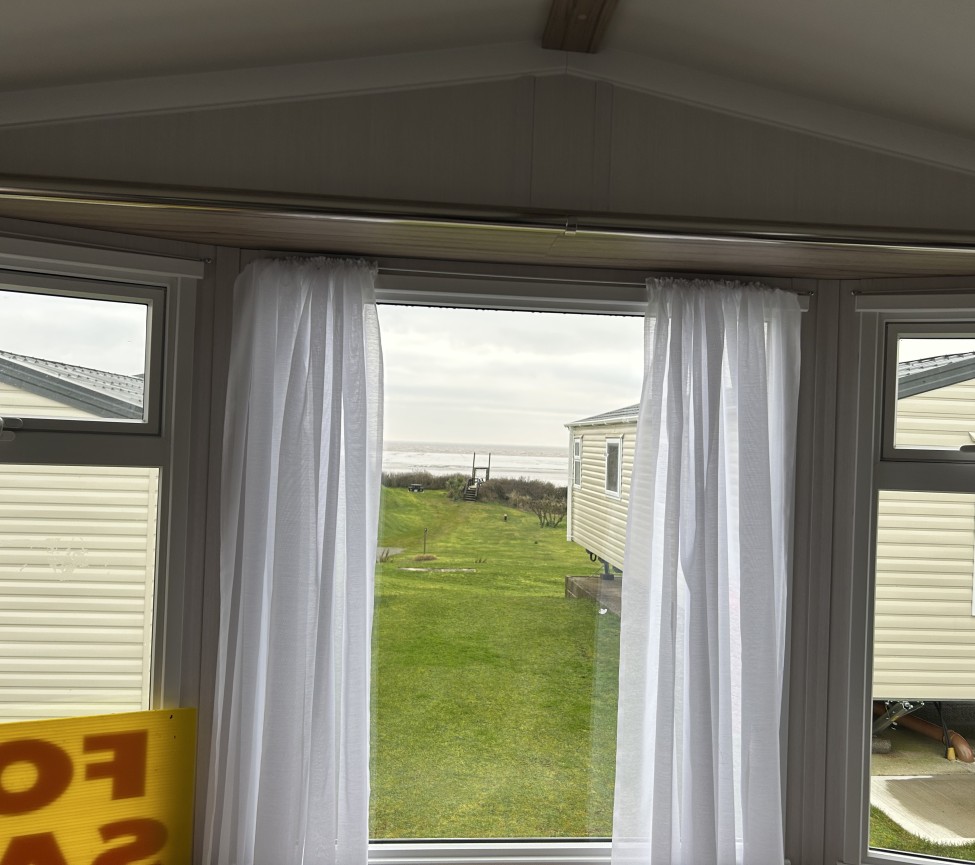 The Warren caravan park sea view 