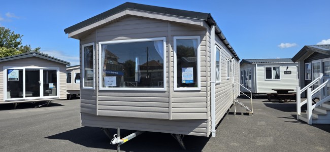 Exterior view of the 2025 Atlas Festival 35 x 10 - 2 Bedroom