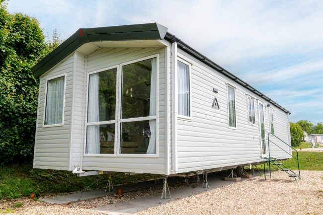 Golden Cap Debonair 38x12 Exterior