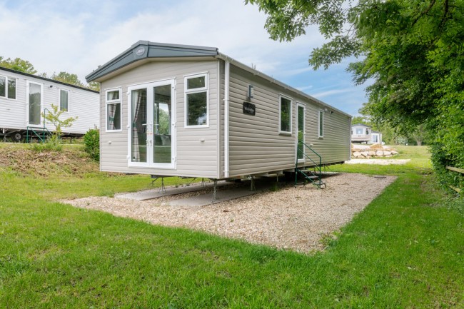 Golden Cap Wimbledon 40x12 3 bed Exterior
