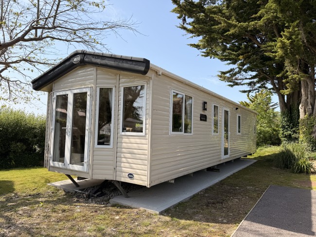 Exterior view Holywell 1 ABI Blenheim static caravan