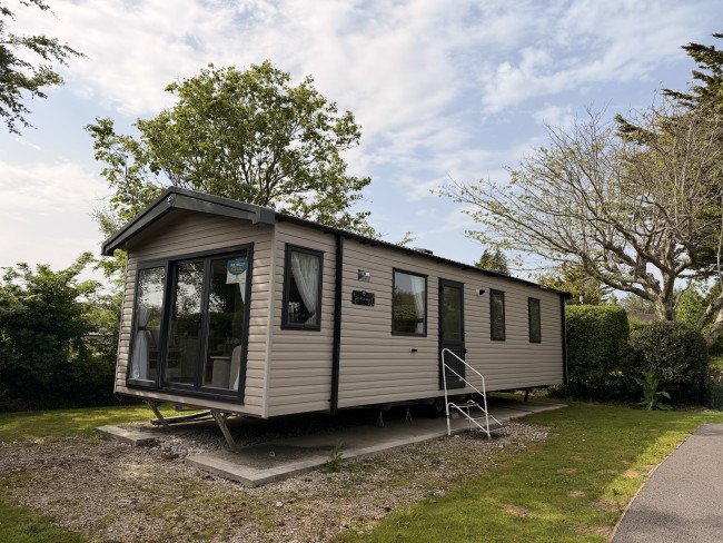 Exterior view Holywell 2 Swift Bordeaux static caravan