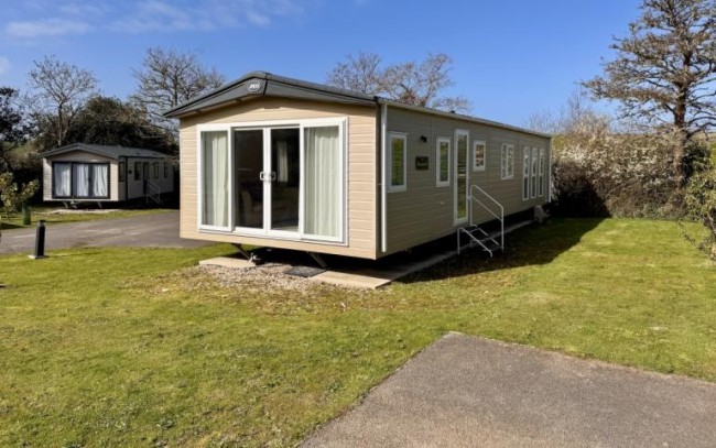 Kynance 8 ABI Beaumont Exterior view